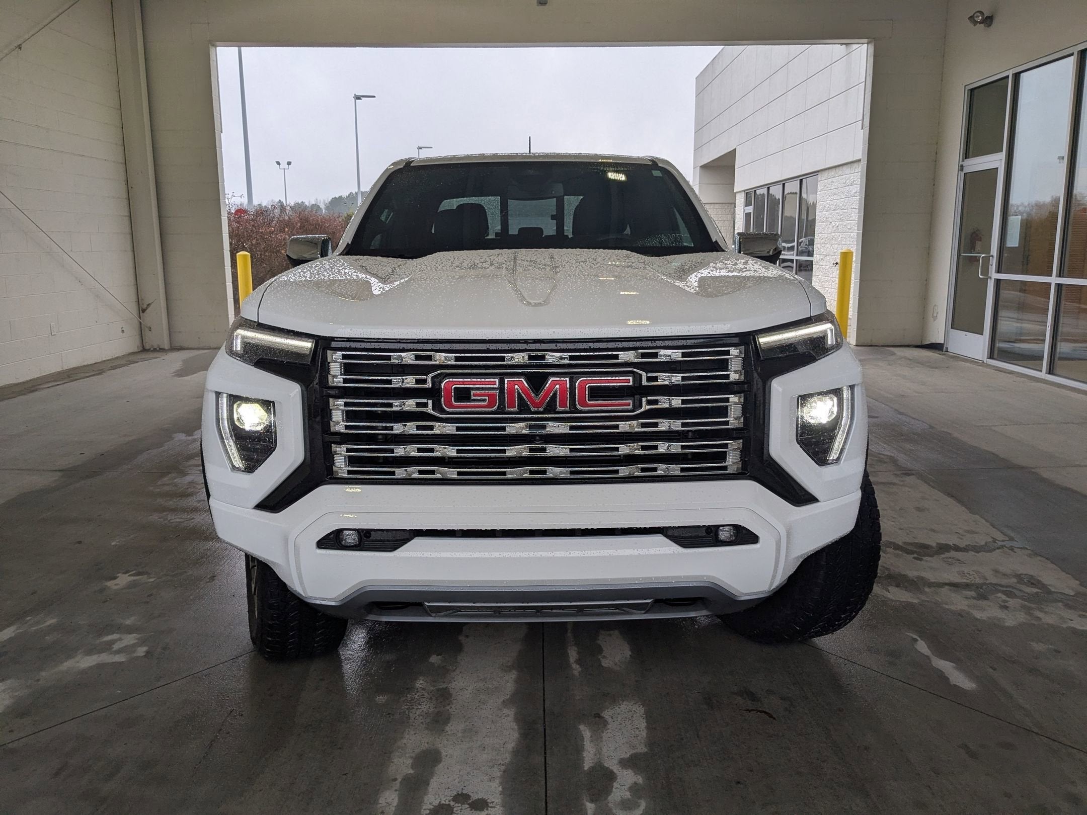 2024 GMC Canyon 4WD Denali