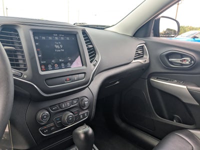 2022 Jeep Cherokee X 4x4
