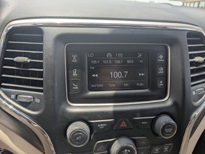 2017 Jeep Grand Cherokee Laredo 4x2