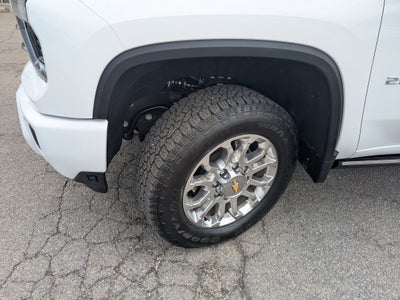 2025 Chevrolet Silverado 2500HD 4WD Crew Cab Standard Bed LTZ