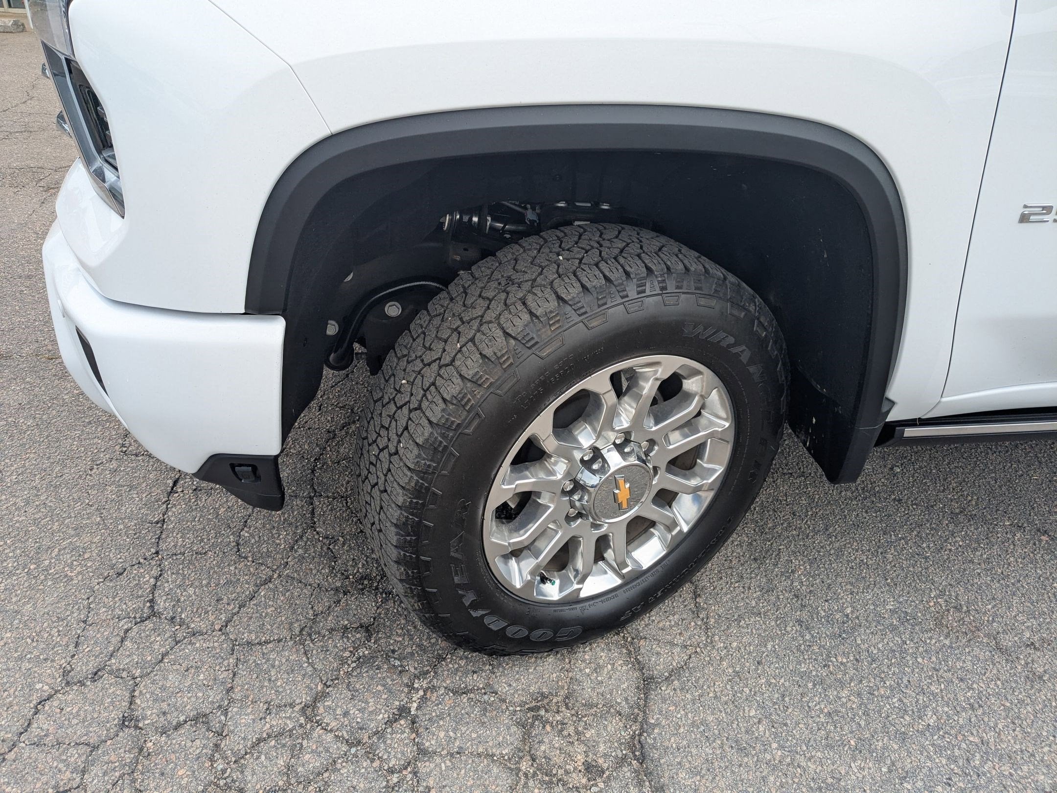 2025 Chevrolet Silverado 2500HD 4WD Crew Cab Standard Bed LTZ