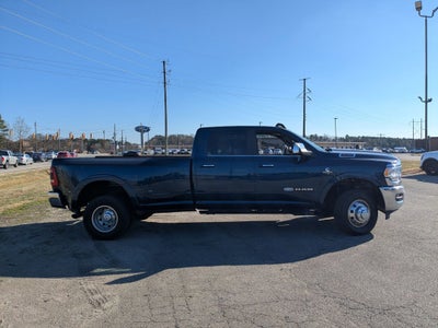 2022 RAM 3500 Limited Longhorn Crew Cab 4x4 8' Box