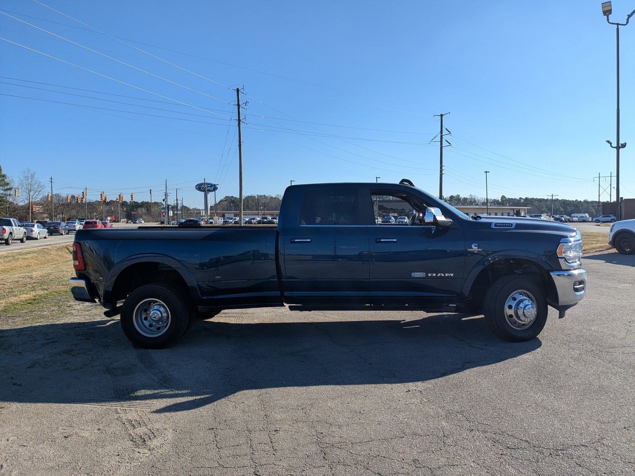 2022 RAM 3500 Limited Longhorn Crew Cab 4x4 8' Box