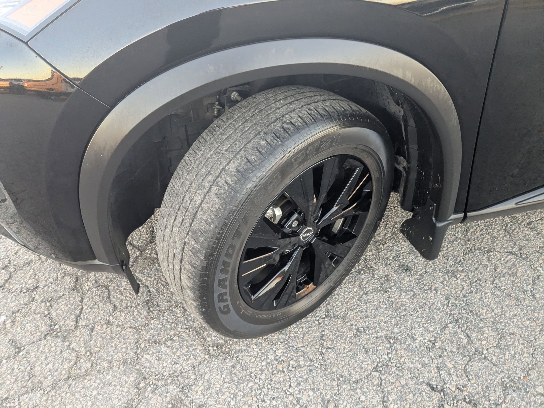 2023 Nissan Rogue SV FWD