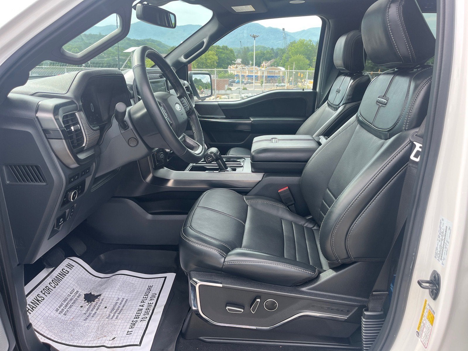 2023 Ford F-150 Platinum