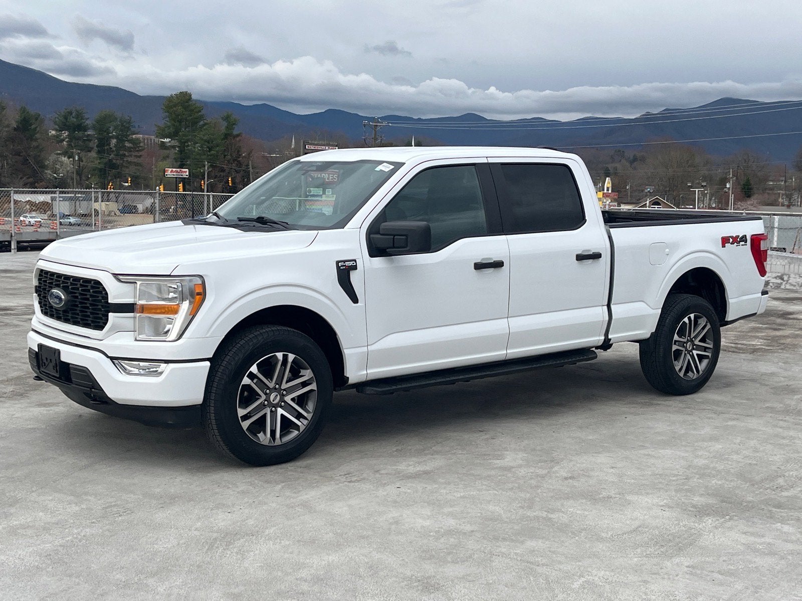 2022 Ford F-150 XL