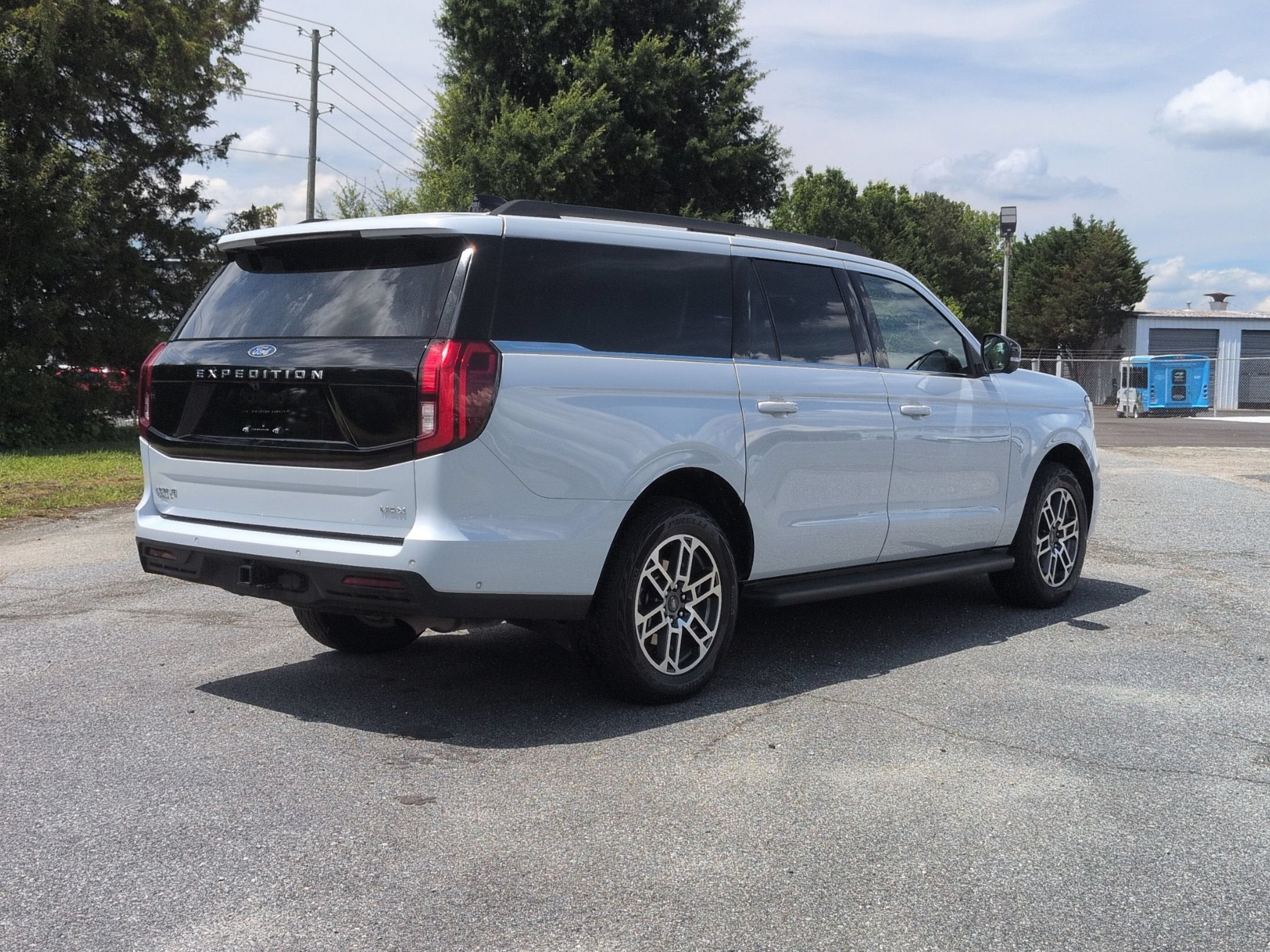 2025 Ford Expedition Max Active