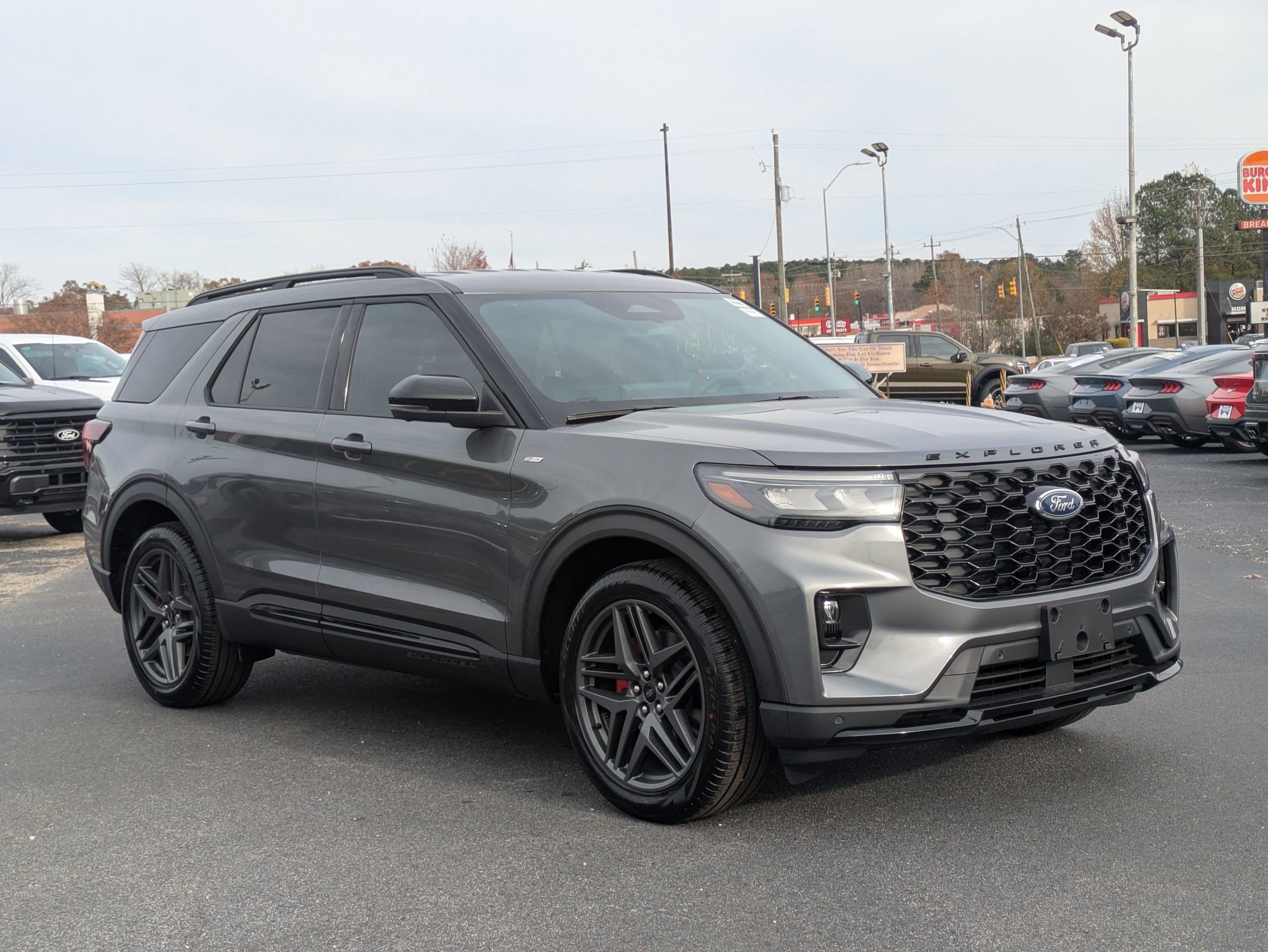 2026 Ford Explorer ST-Line