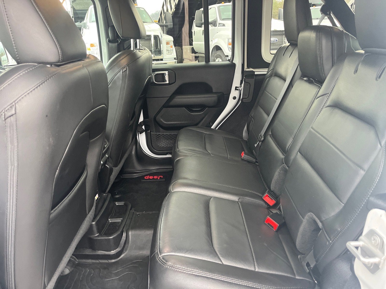 2020 Jeep Wrangler Unlimited Sahara Altitude