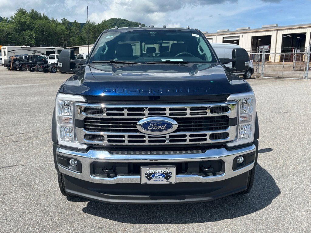 2025 Ford Super Duty F-450 DRW XL DRW