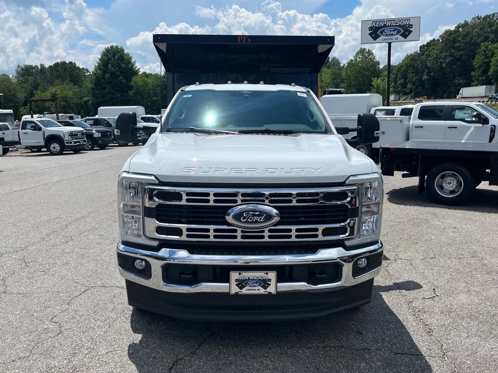 2025 Ford Super Duty F-350 DRW XL DRW