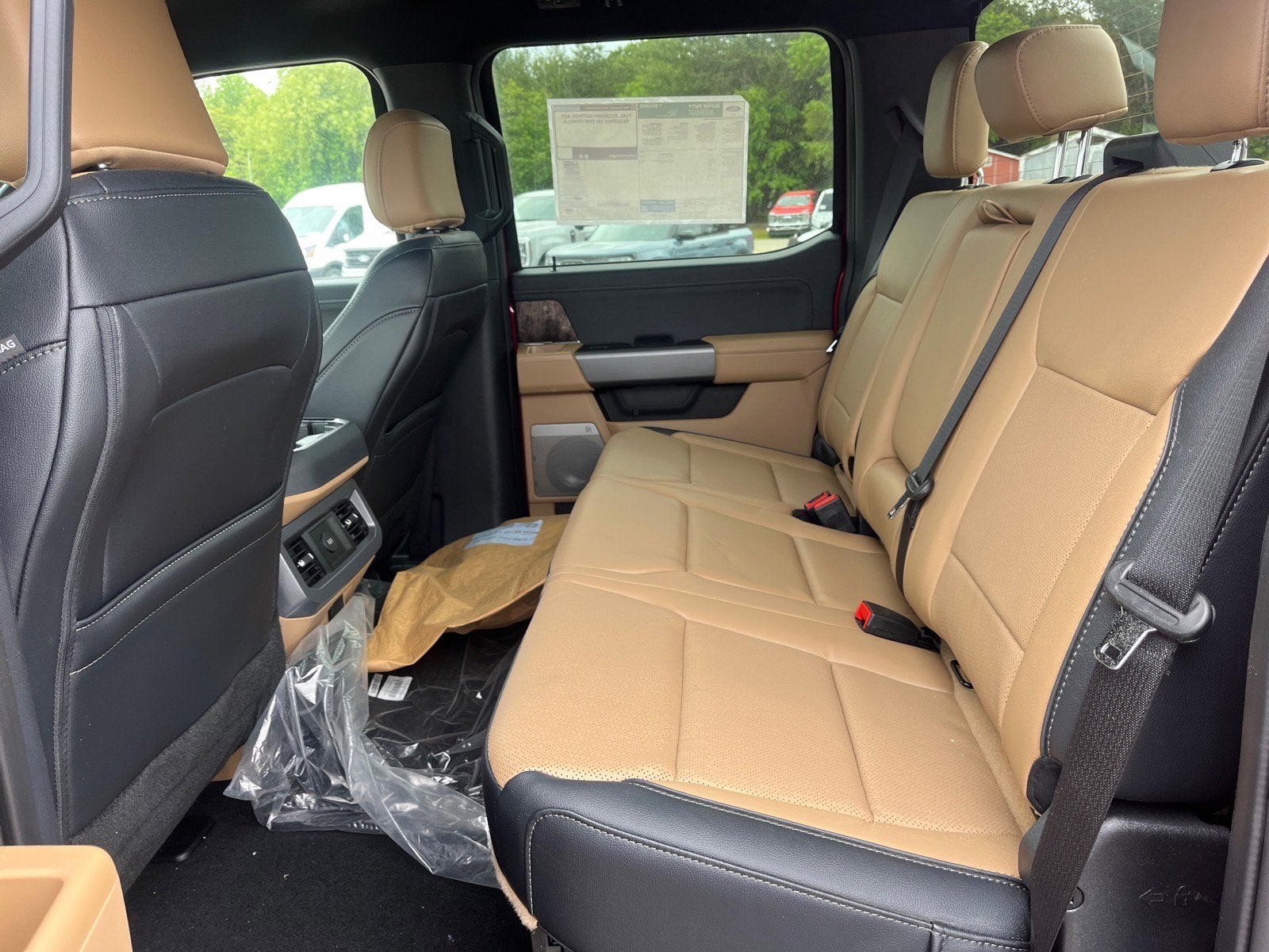 2026 Ford Super Duty F-350 DRW Lariat DRW
