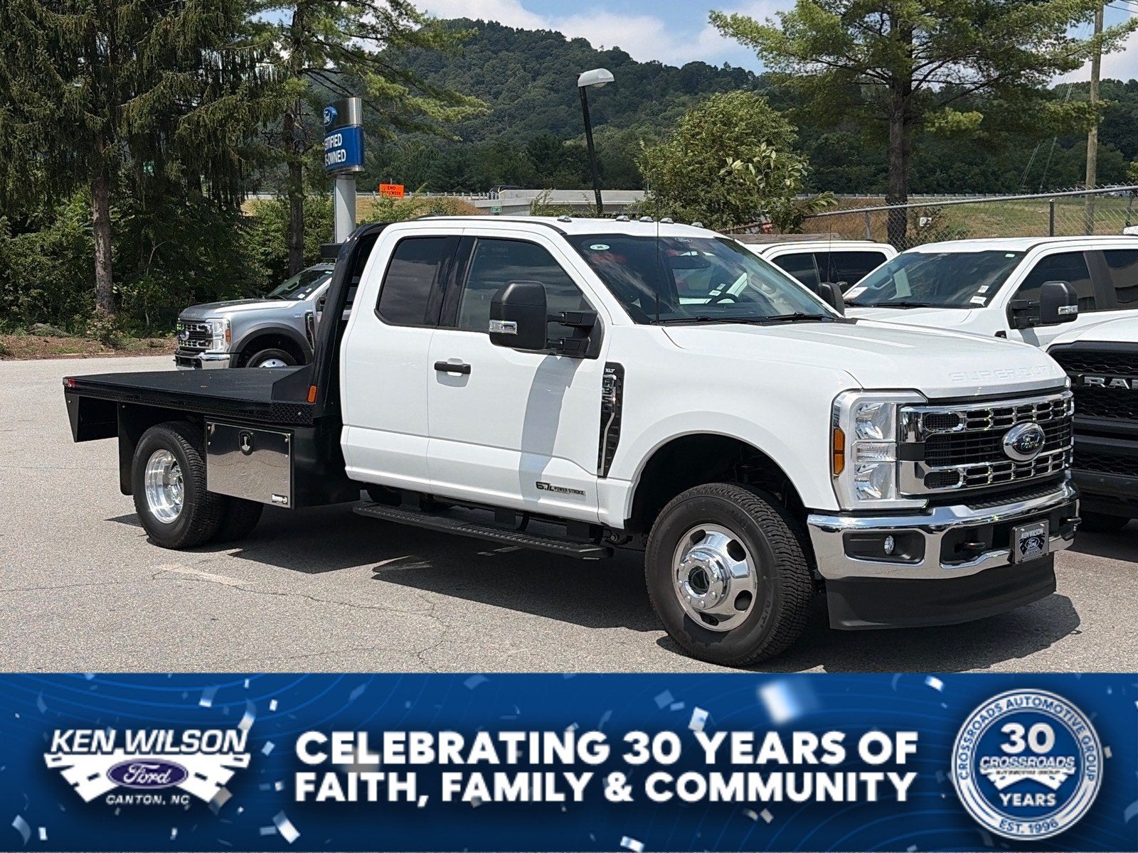2026 Ford Super Duty F-350 DRW XLT