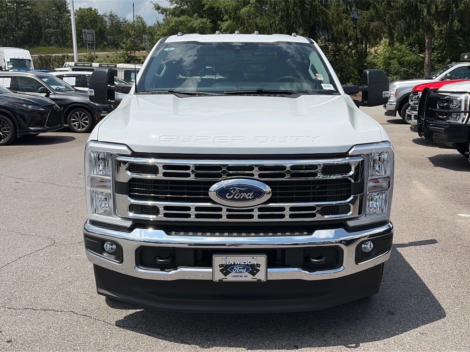 2026 Ford Super Duty F-350 DRW XLT