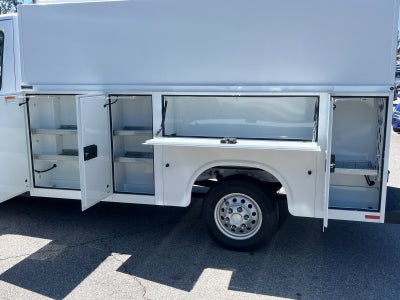 2024 Ford Transit Cutaway 350