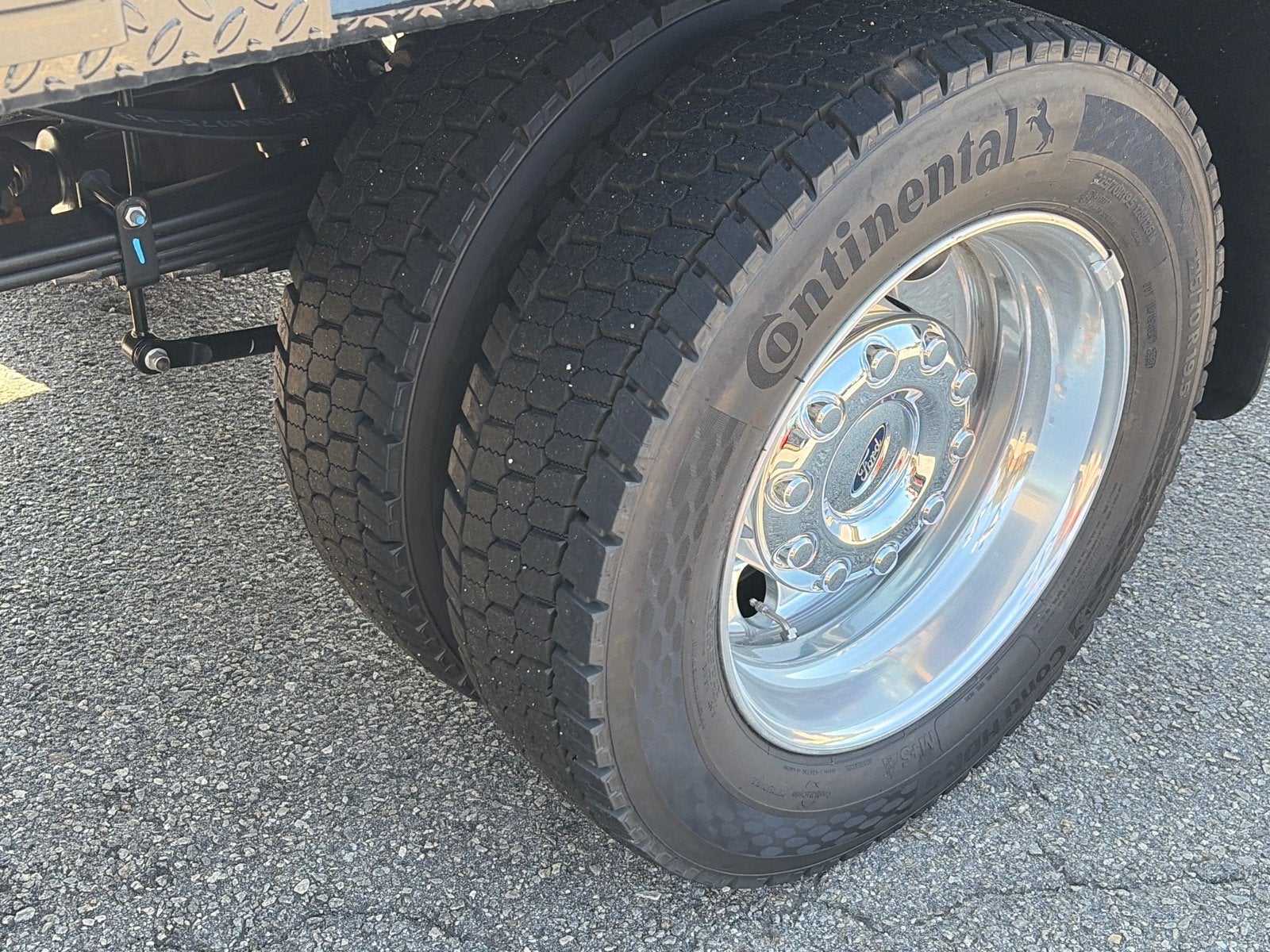 2026 Ford Super Duty F-550 DRW XLT DRW