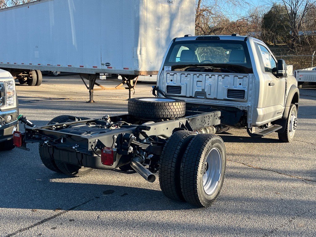 2026 Ford Super Duty F-550 DRW XL DRW