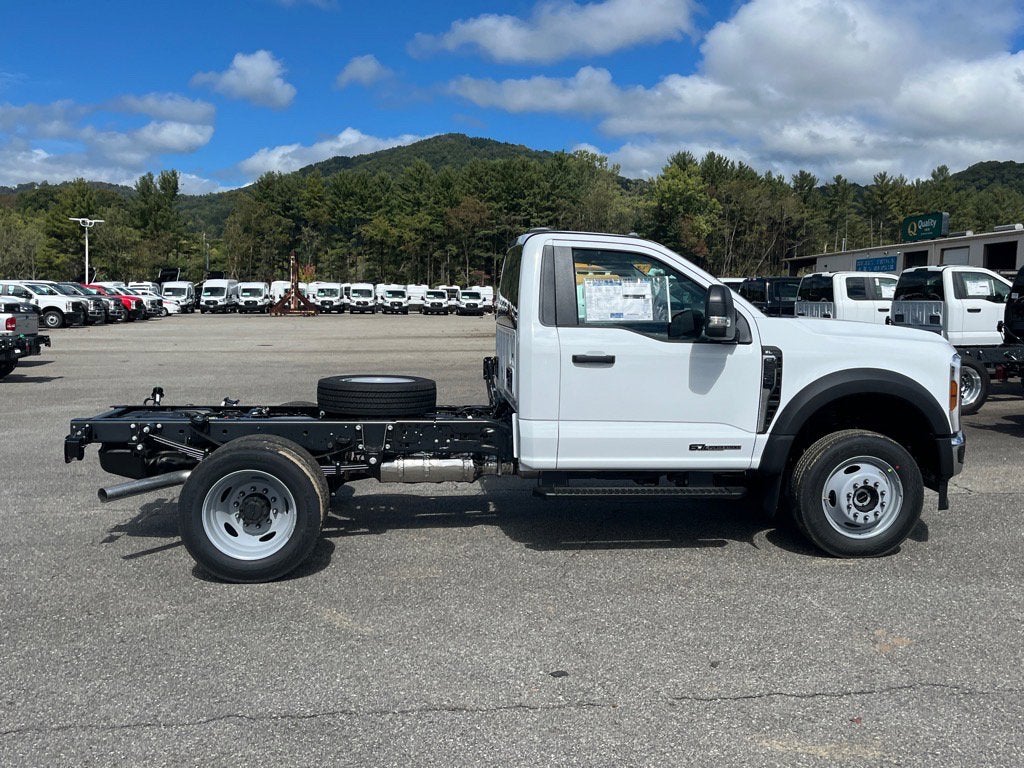 2026 Ford Super Duty F-550 DRW XL DRW