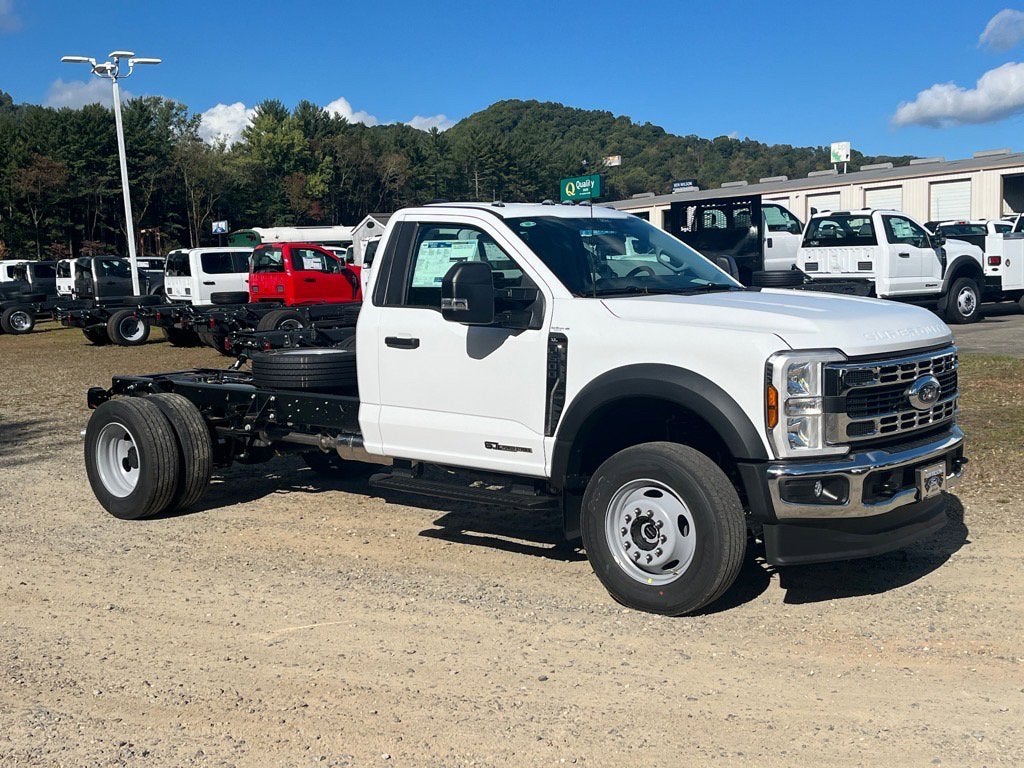 2026 Ford Super Duty F-600 DRW XL
