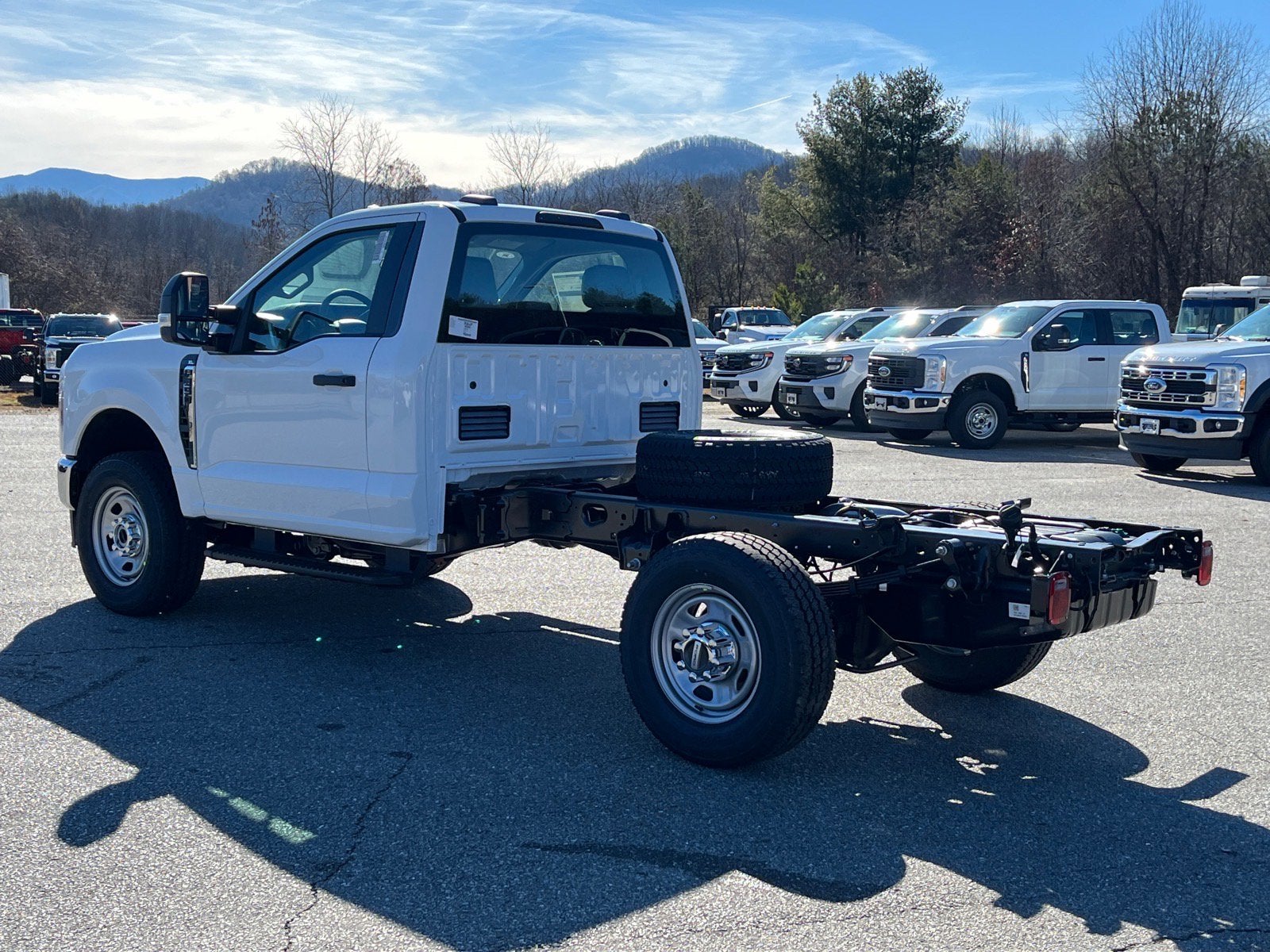 2026 Ford Super Duty F-350 SRW XL