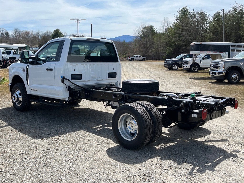 2025 Ford Super Duty F-350 DRW XL