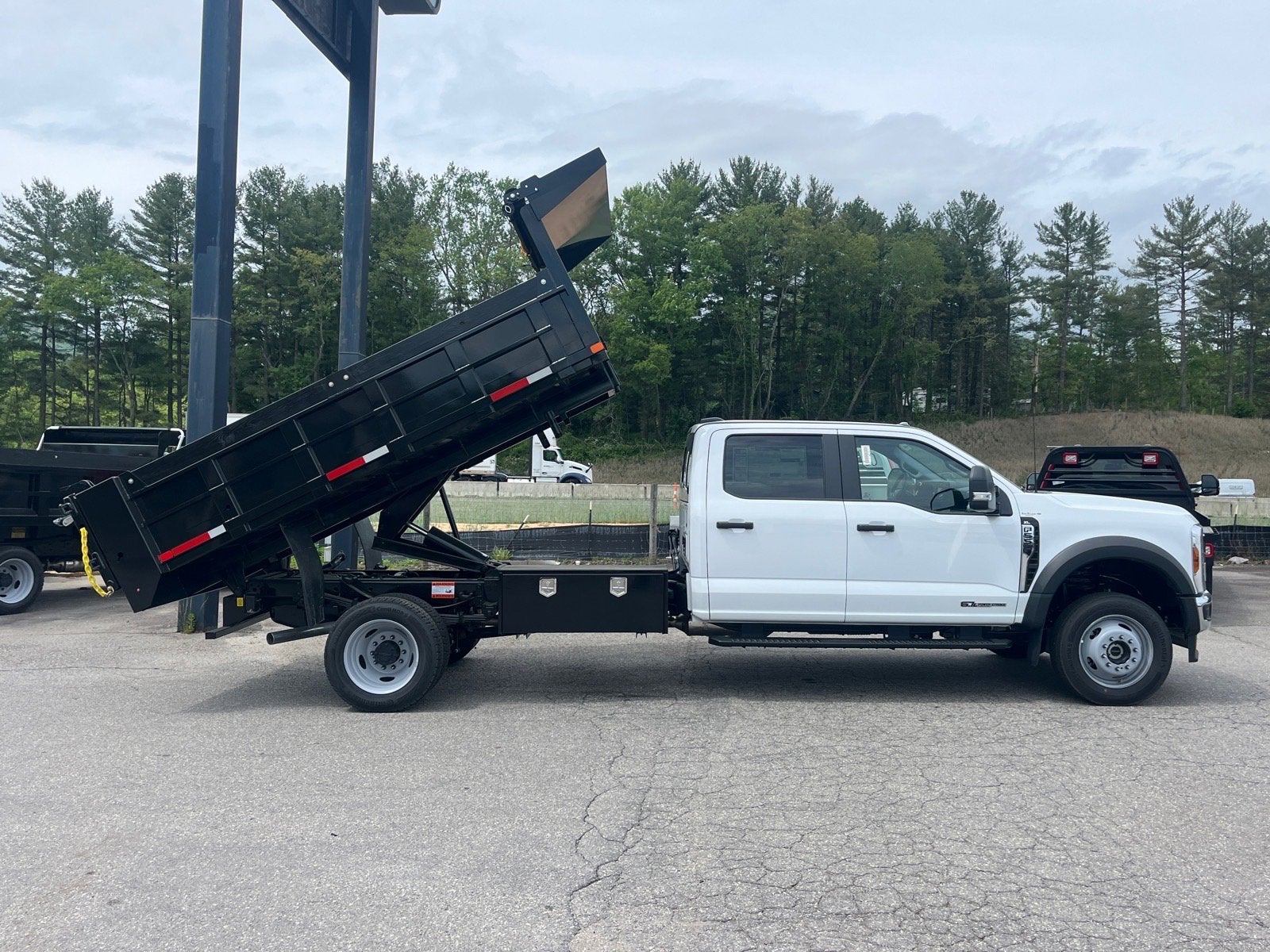 2026 Ford Super Duty F-550 DRW DRW