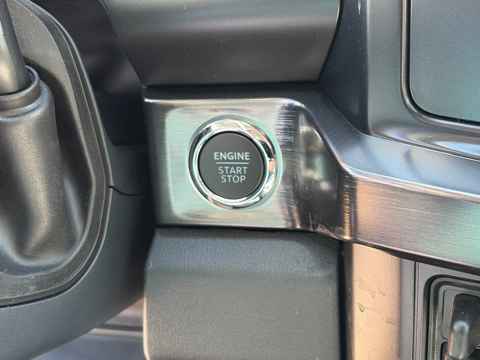 2026 Ford Super Duty F-550 DRW Lariat DRW