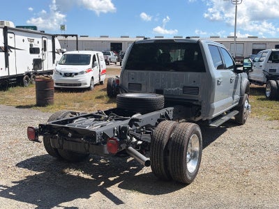 2026 Ford Super Duty F-550 DRW Lariat DRW