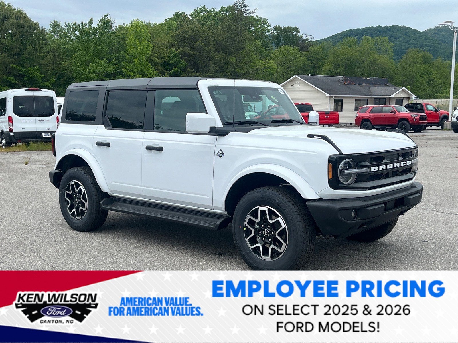 2026 Ford Bronco Outer Banks