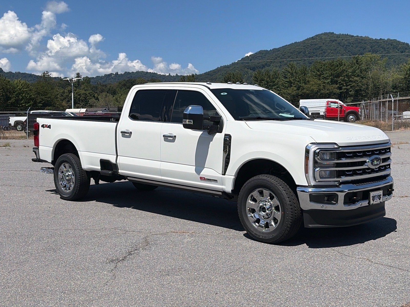 2026 Ford Super Duty F-250 SRW LARIAT
