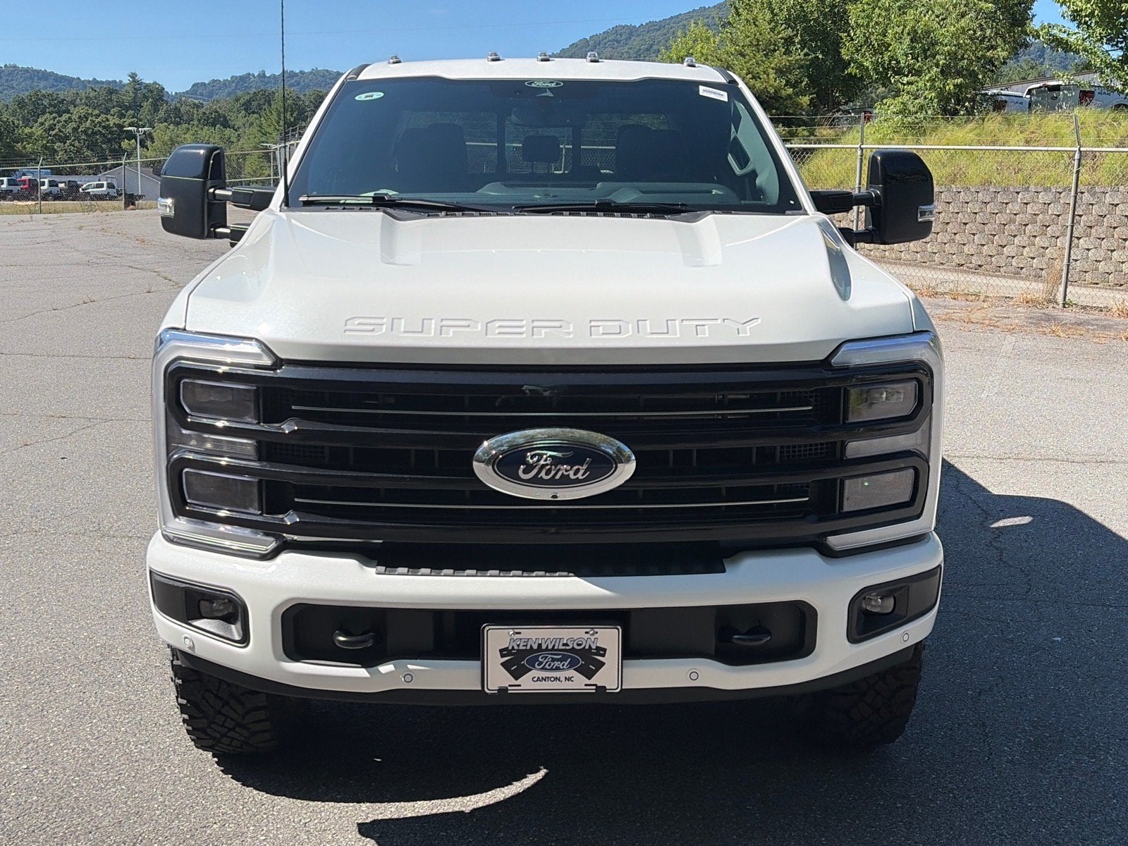 2026 Ford Super Duty F-250 SRW Platinum