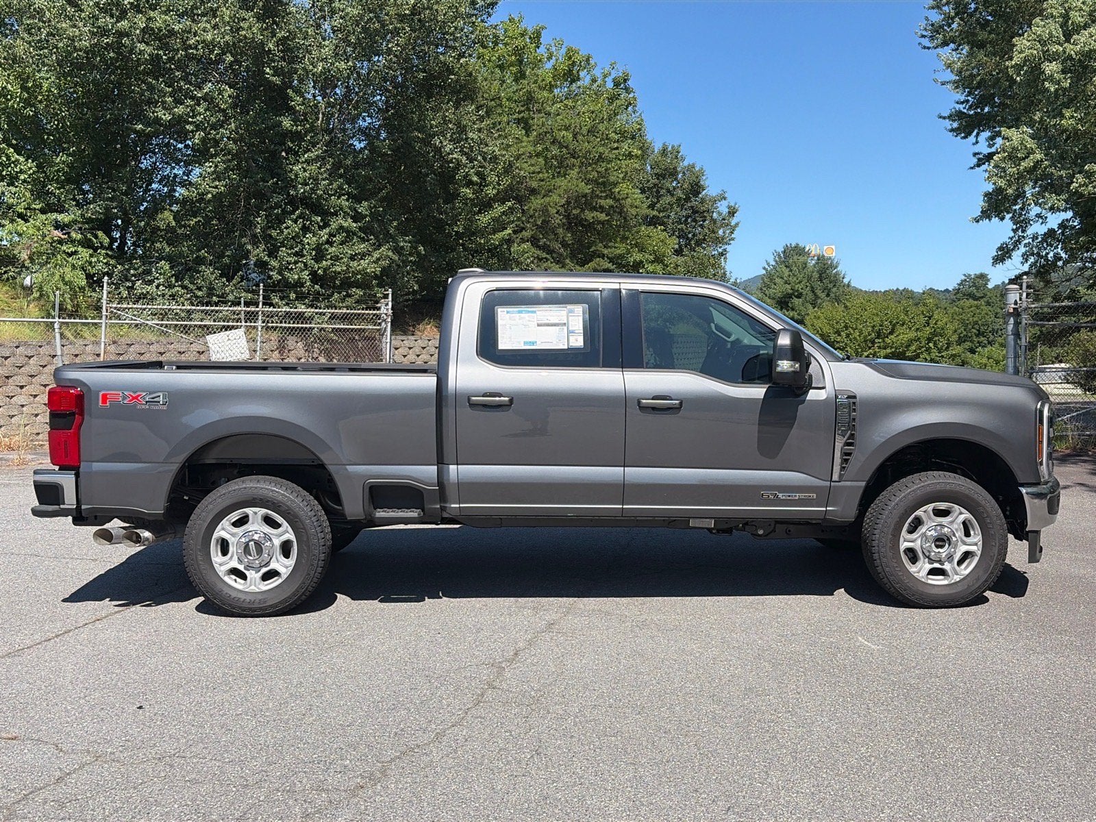 2026 Ford Super Duty F-250 SRW XLT