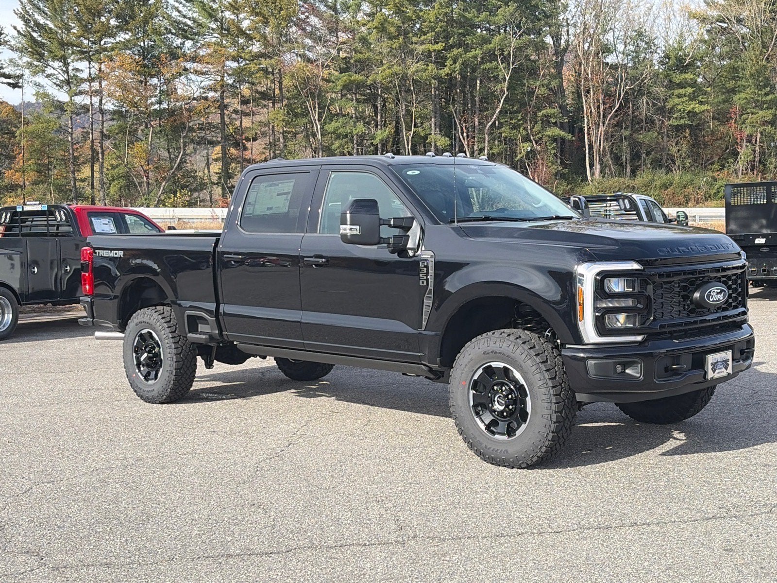 2027 Ford Super Duty F-350 SRW LARIAT