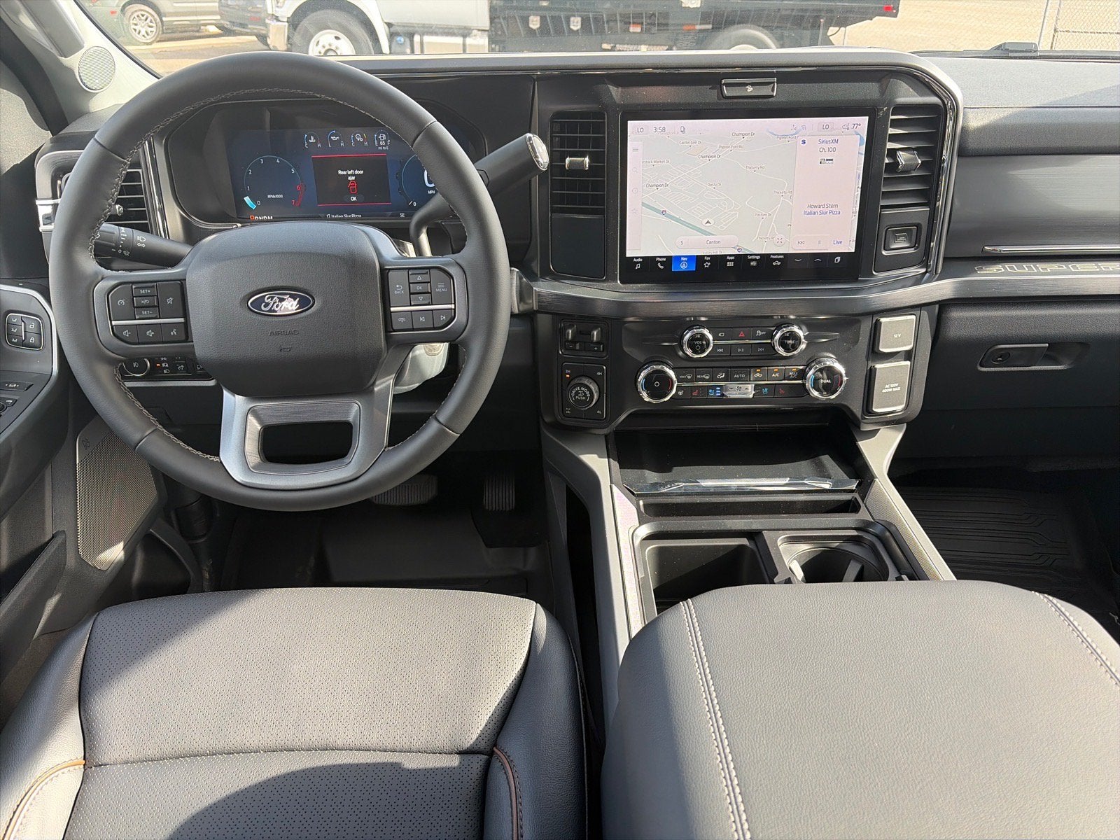2027 Ford Super Duty F-350 SRW LARIAT