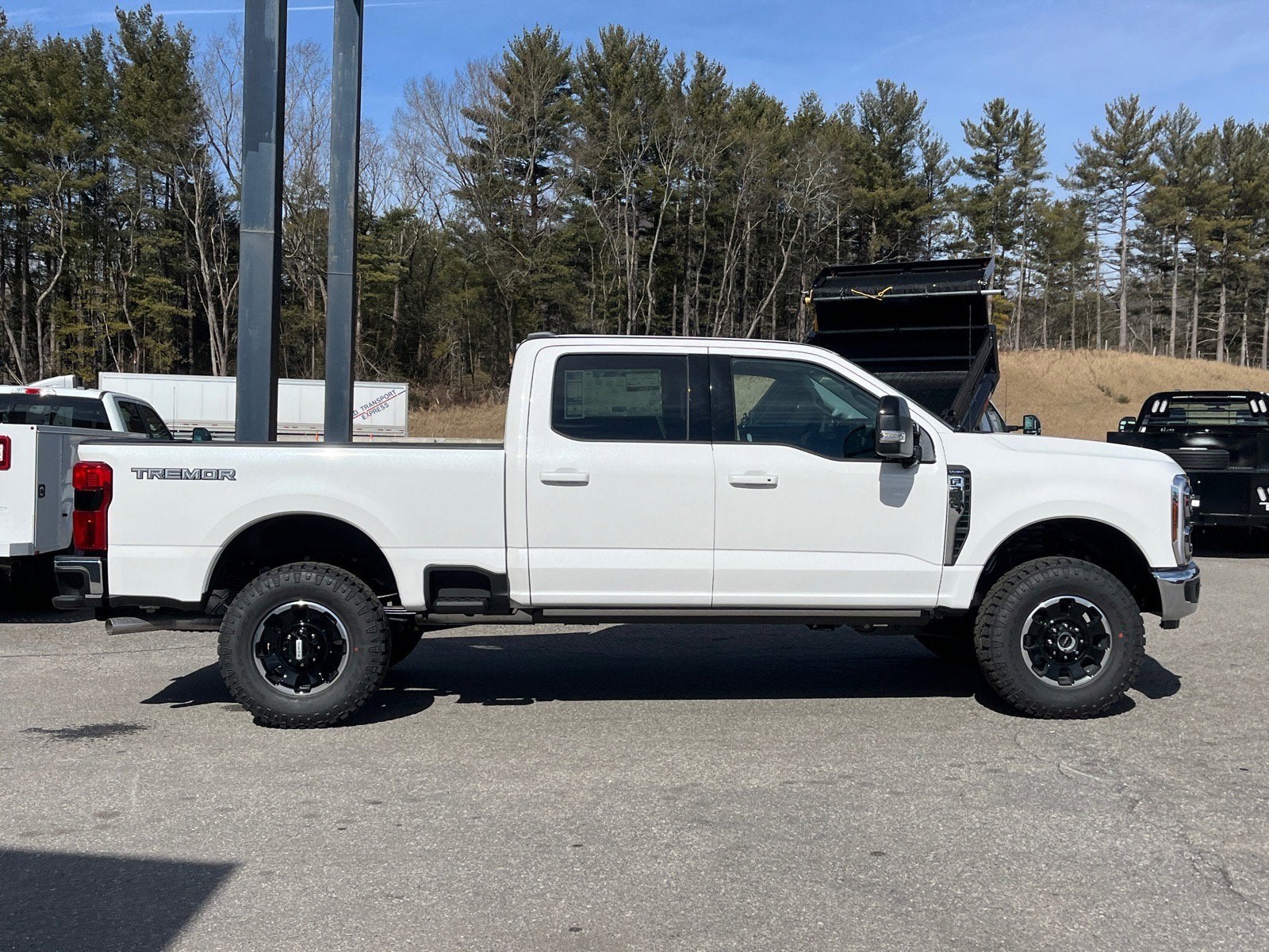 2026 Ford Super Duty F-350 SRW LARIAT