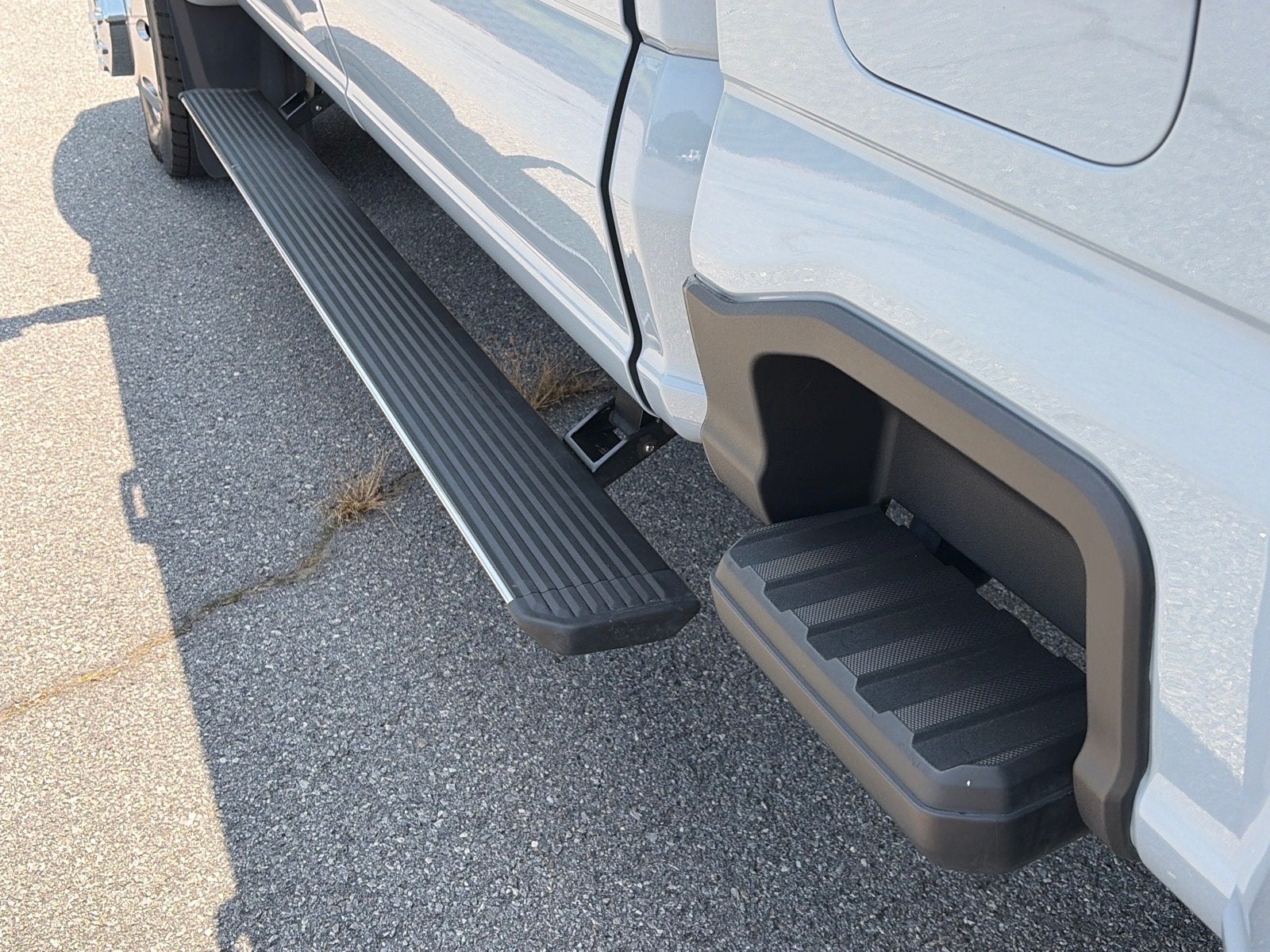 2025 Ford Super Duty F-450 DRW Platinum