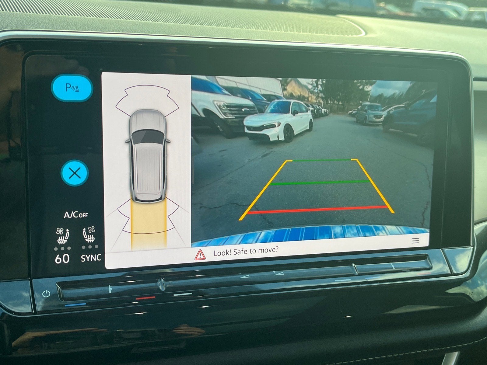 2024 Volkswagen Atlas 2.0T SE w/Technology