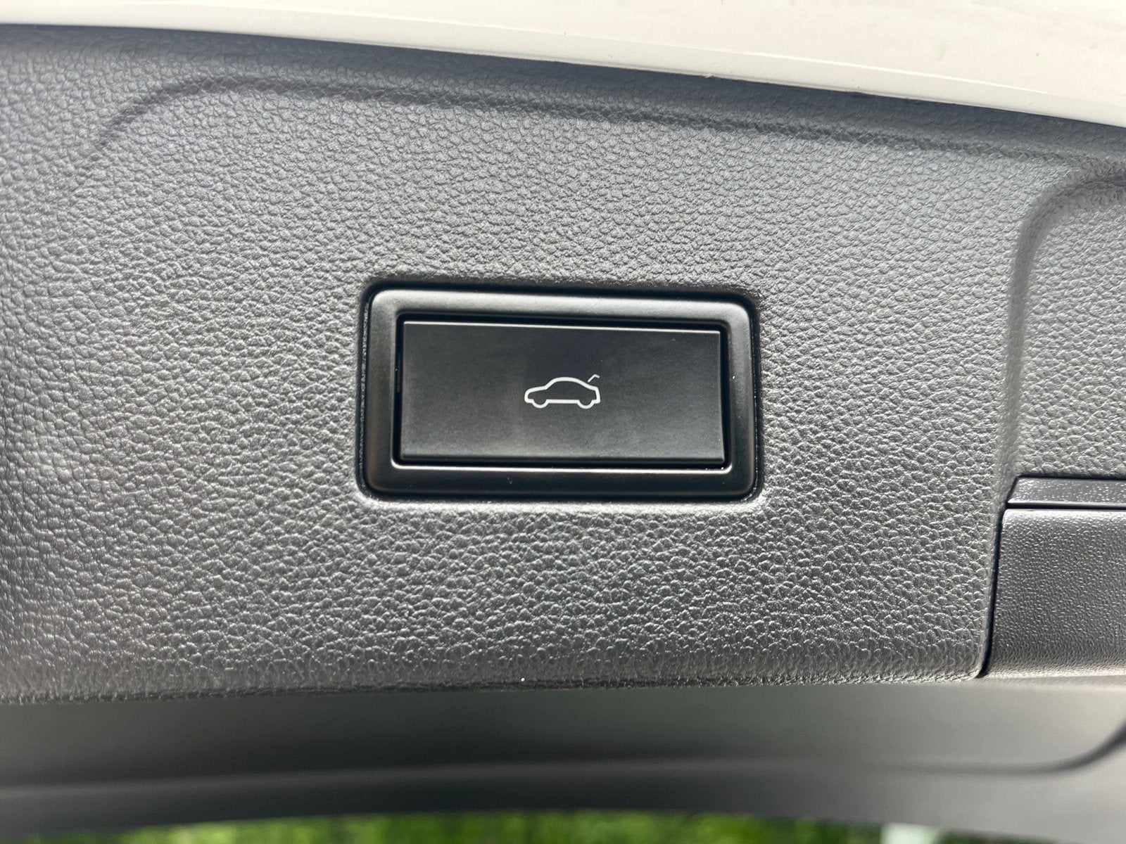 2019 Volkswagen Atlas 3.6L V6 SEL Premium