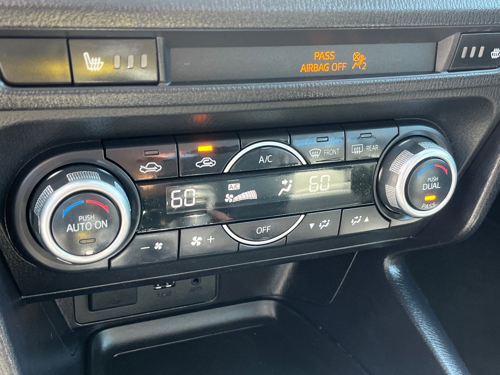 2018 Mazda Mazda3 4-Door Touring