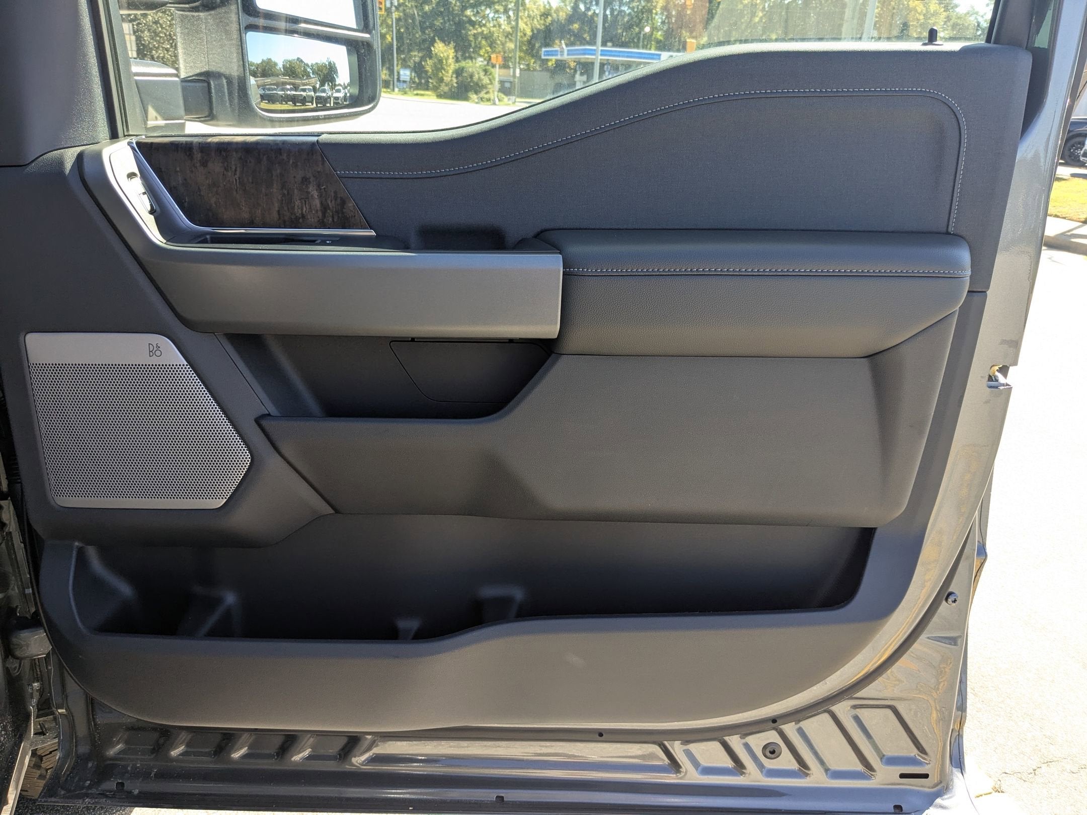 2025 Ford Super Duty F-250 SRW LARIAT