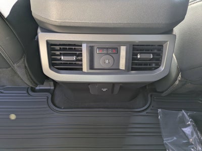 2025 Ford Super Duty F-350 SRW F-350® Lariat®