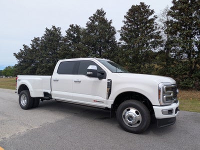 2026 Ford Super Duty F-350 DRW Platinum