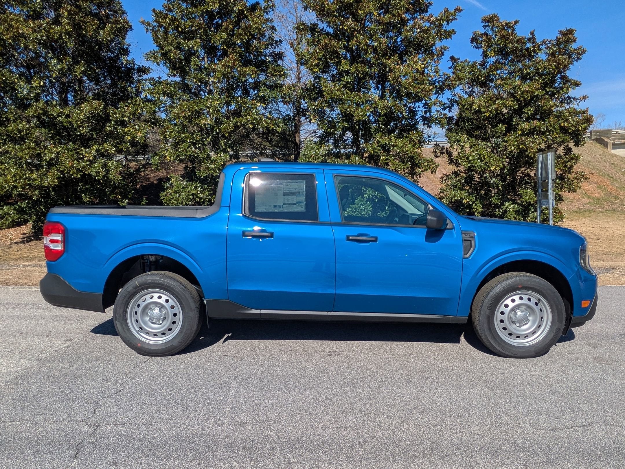 2025 Ford Maverick XL