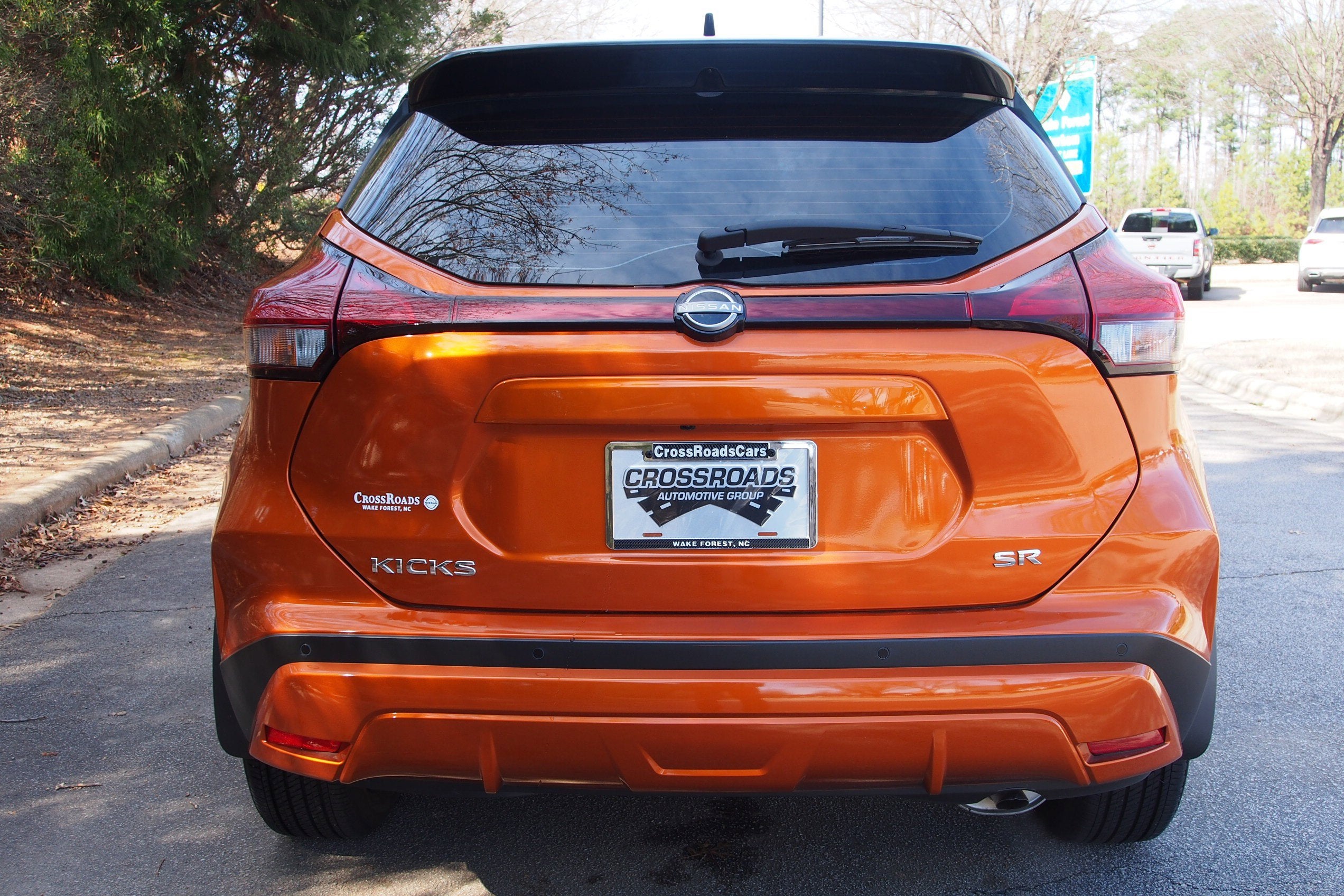 2024 Nissan Kicks SR