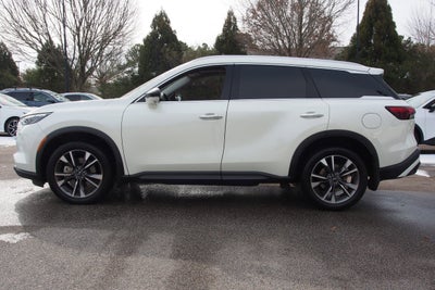2023 INFINITI QX60 LUXE