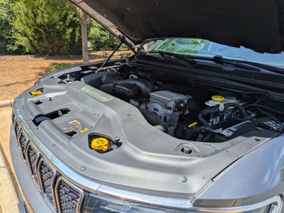 2023 Jeep Wagoneer Base