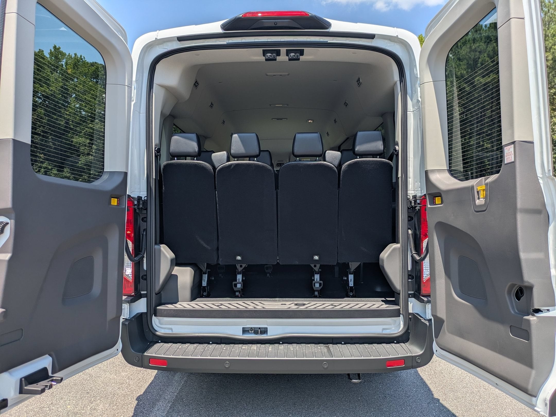 2026 Ford Transit Passenger Wagon XL