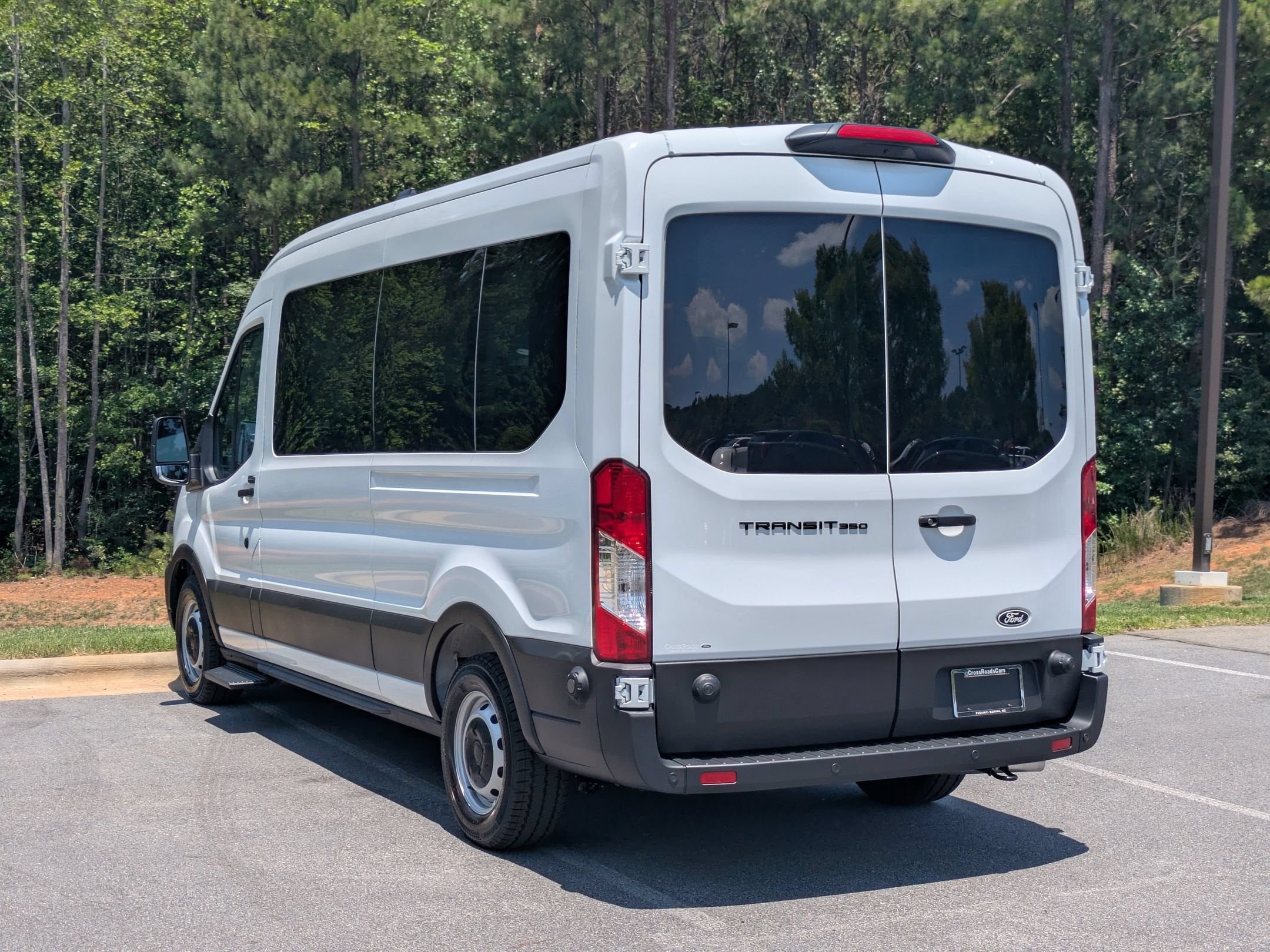 2026 Ford Transit Passenger Wagon XL