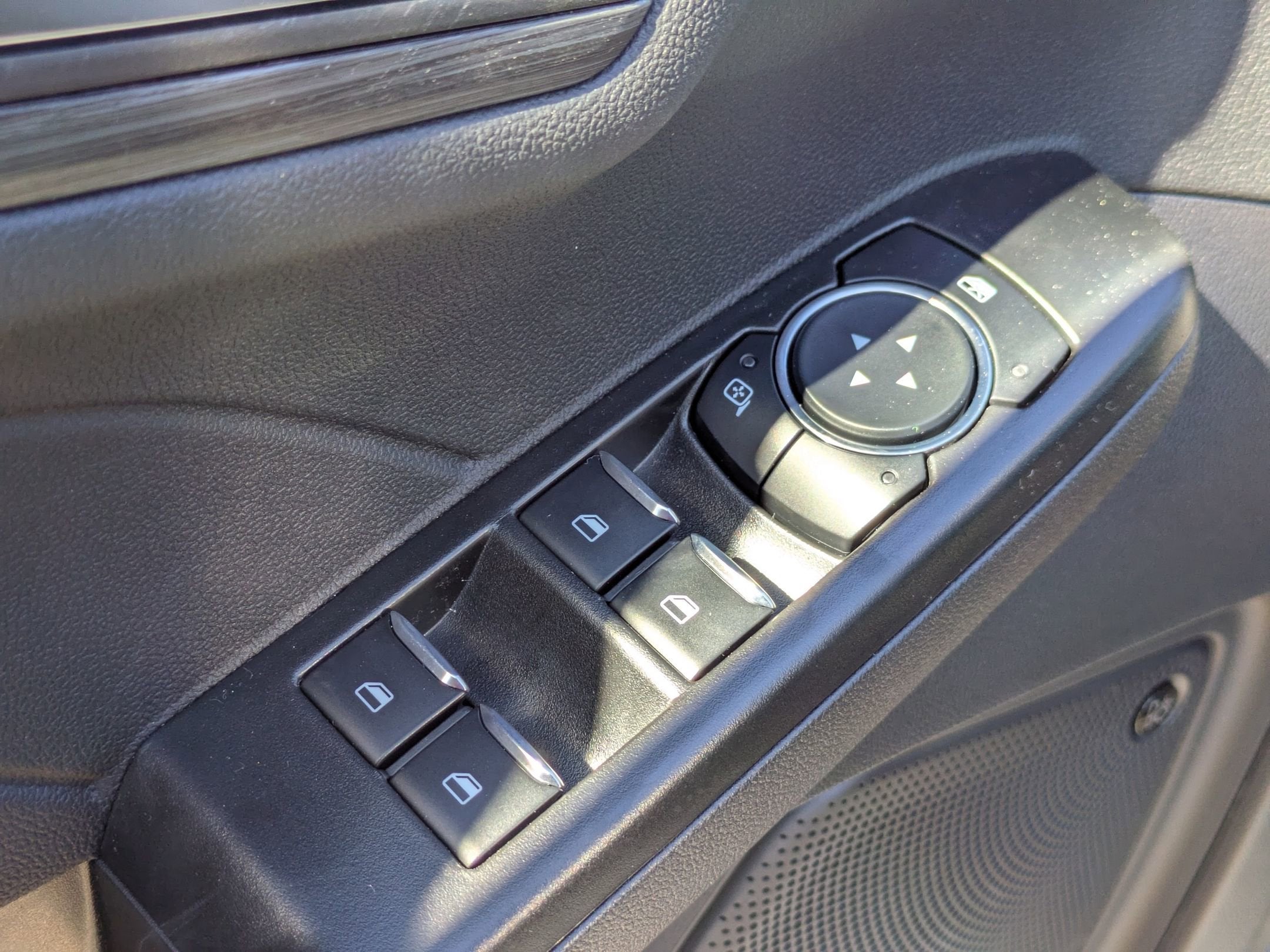 2026 Ford Escape Platinum