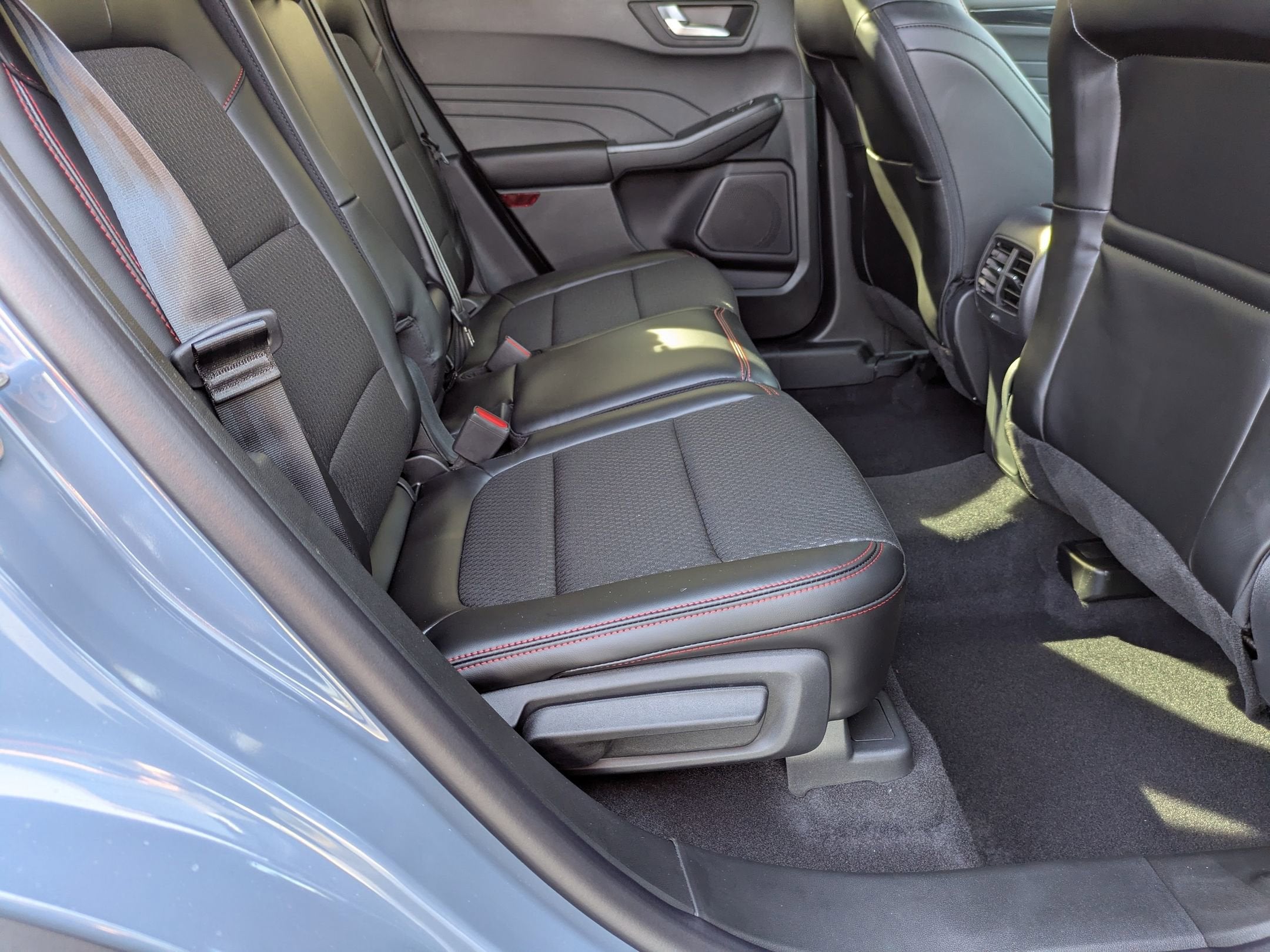 2026 Ford Escape ST-Line Select